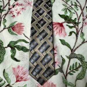 Claiborne Black and Gray Geometric Tie